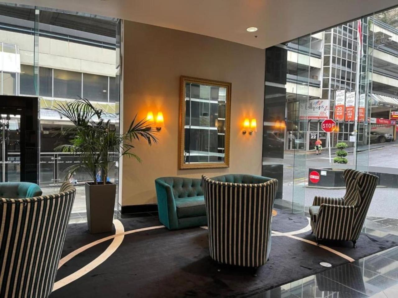A City Stay Holiday On Queen Street Auckland Exteriör bild