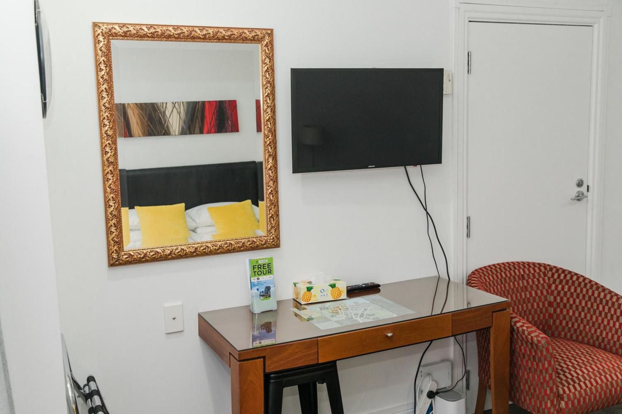 A City Stay Holiday On Queen Street Auckland Exteriör bild